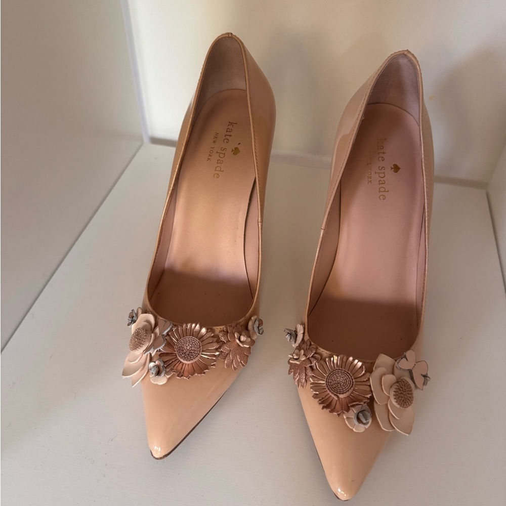 Kate Spade Nude Pumps